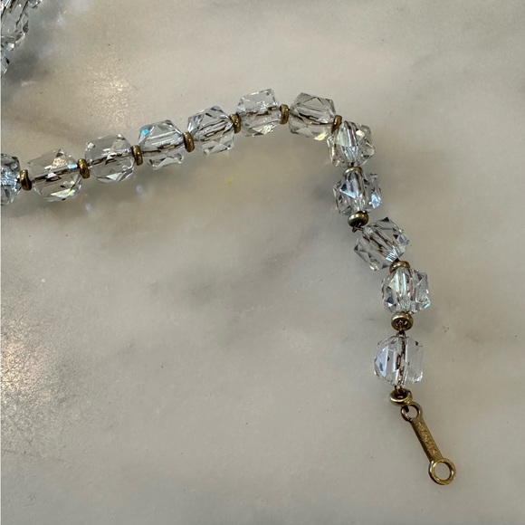 ANTIQUE Faceted Crystal Graduated Bead Necklace on Gold Chain - Picture 7 of 12